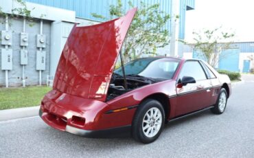 Pontiac-Fiero-1978-Red-Black-11
