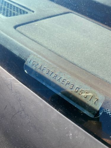 Pontiac-Fiero-1984-Blue-Tan-22