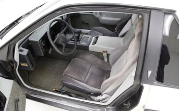 Pontiac-Fiero-1984-White-Dark-Gray-20
