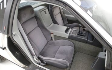 Pontiac-Fiero-1984-White-Dark-Gray-27