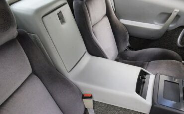 Pontiac-Fiero-1984-White-Dark-Gray-29