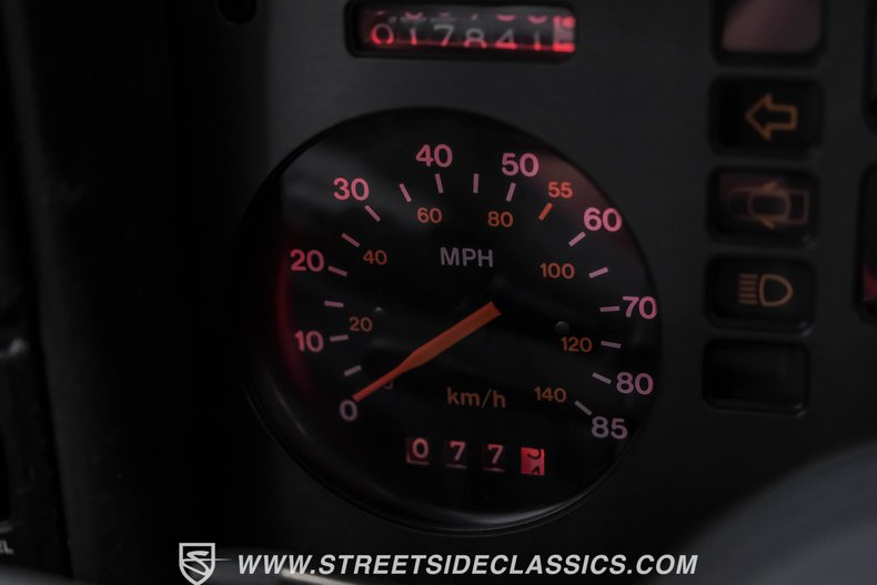 Pontiac-Fiero-1984-White-Gray-11