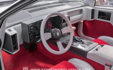 Pontiac-Fiero-1984-White-Gray-16