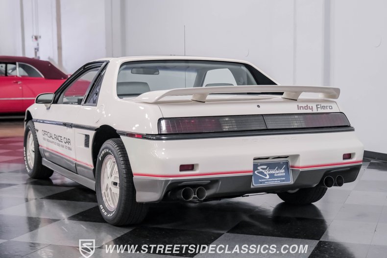 Pontiac-Fiero-1984-White-Gray-18