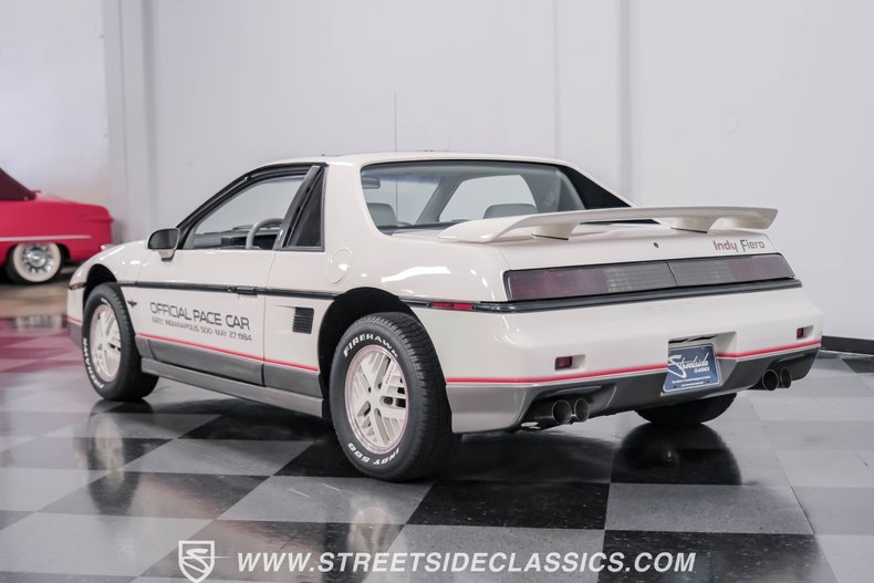 Pontiac-Fiero-1984-White-Gray-2