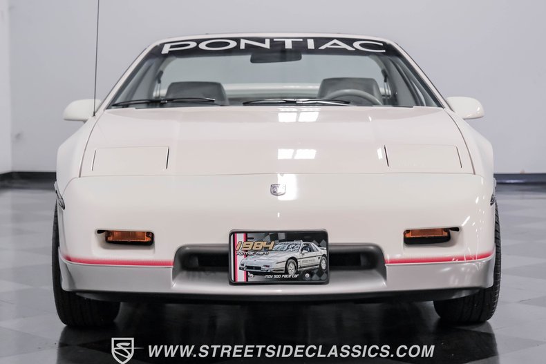 Pontiac-Fiero-1984-White-Gray-26