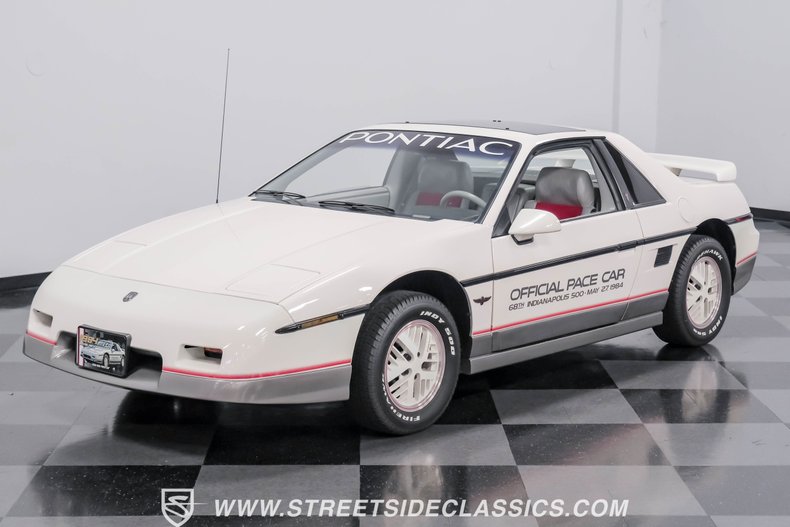 Pontiac-Fiero-1984-White-Gray-3