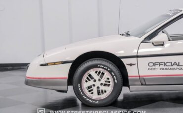 Pontiac-Fiero-1984-White-Gray-32
