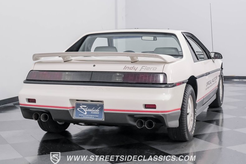 Pontiac-Fiero-1984-White-Gray-34