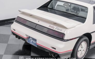 Pontiac-Fiero-1984-White-Gray-35
