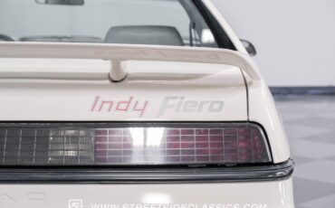 Pontiac-Fiero-1984-White-Gray-36