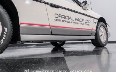 Pontiac-Fiero-1984-White-Gray-37