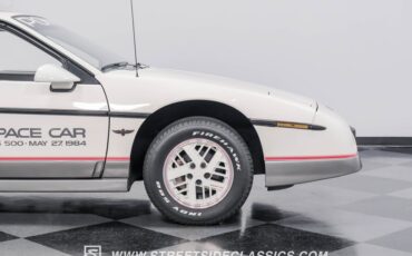 Pontiac-Fiero-1984-White-Gray-39