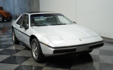 Pontiac-Fiero-1985-Coupe-13