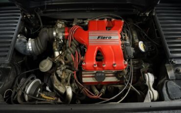 Pontiac-Fiero-1985-Coupe-3