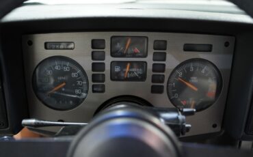 Pontiac-Fiero-1985-Coupe-33
