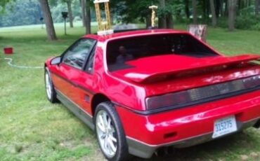 Pontiac-Fiero-1985-RedGray-Brown-ClothLeather-4