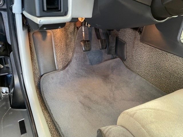 Pontiac-Fiero-1985-Silver-gray-16