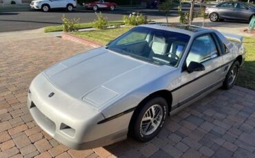 Pontiac-Fiero-1985-Silver-gray-20