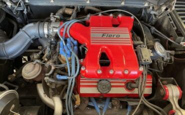Pontiac-Fiero-1985-Silver-gray