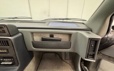Pontiac-Fiero-1986-White-Gray-11