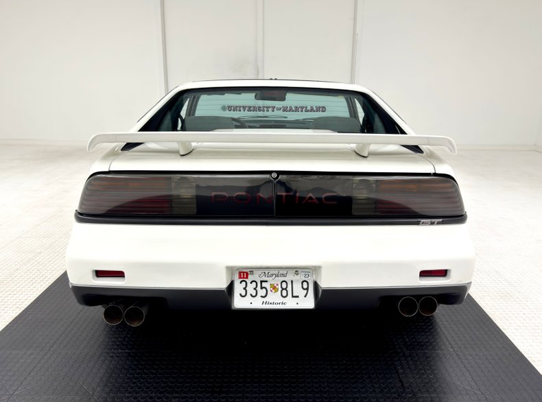 Pontiac-Fiero-1986-White-Gray-15