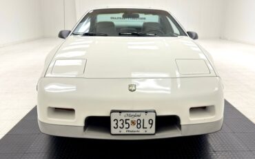 Pontiac-Fiero-1986-White-Gray-19
