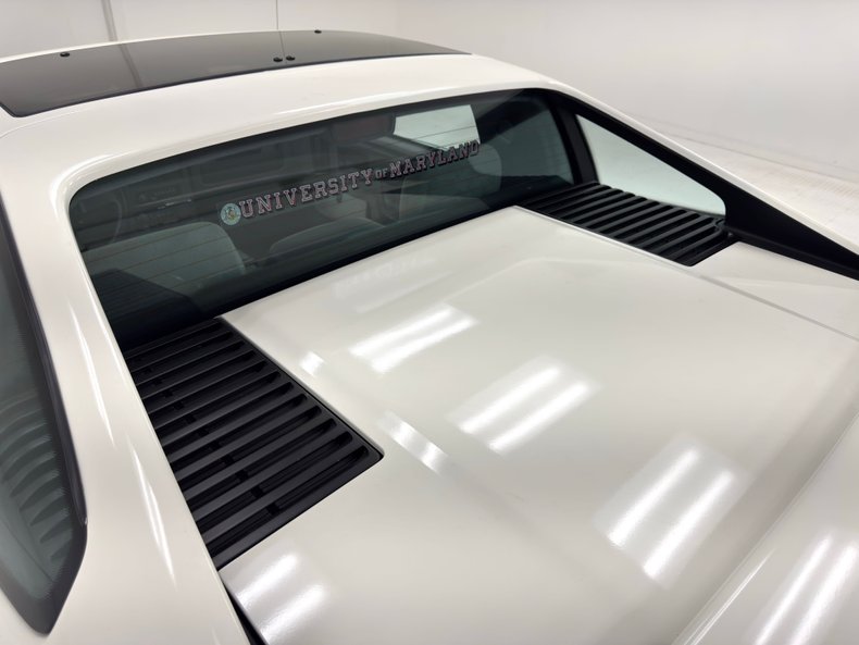 Pontiac-Fiero-1986-White-Gray-26