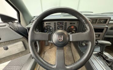 Pontiac-Fiero-1986-White-Gray-47