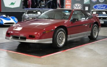 Pontiac-Fiero-1987-Maroon-Gray-26