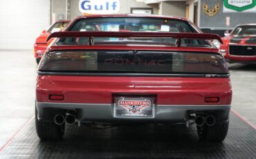 Pontiac-Fiero-1987-Maroon-Gray-29