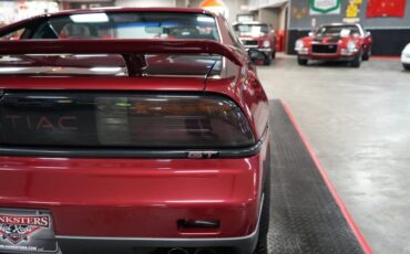 Pontiac-Fiero-1987-Maroon-Gray-33