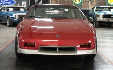 Pontiac-Fiero-1987-Maroon-Gray-4