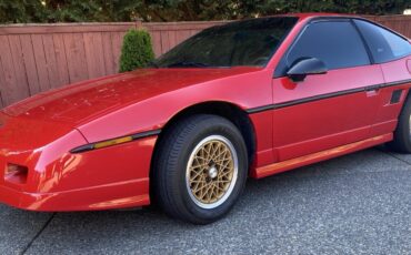 Pontiac-Fiero-1988-1