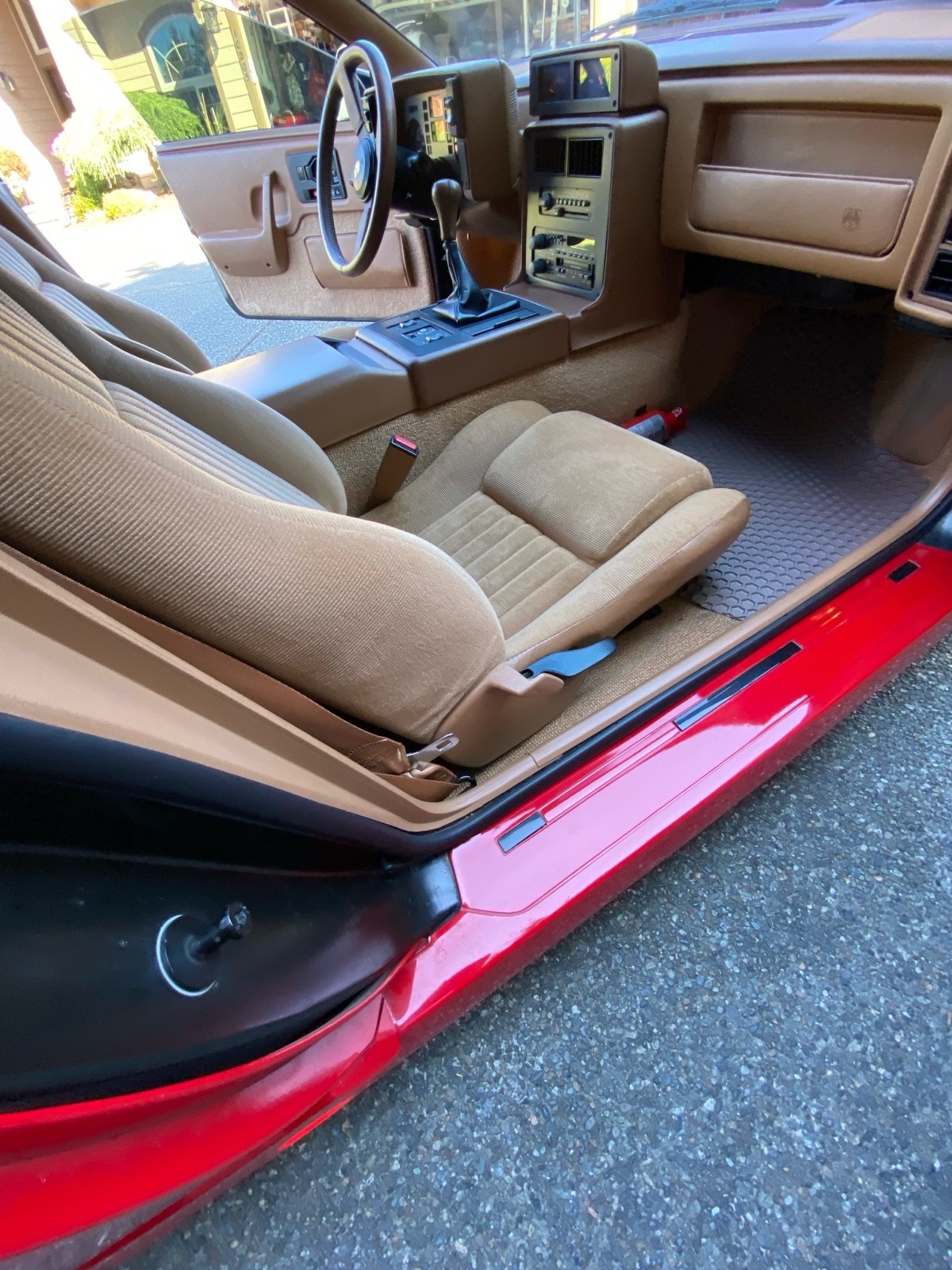 Pontiac-Fiero-1988-16
