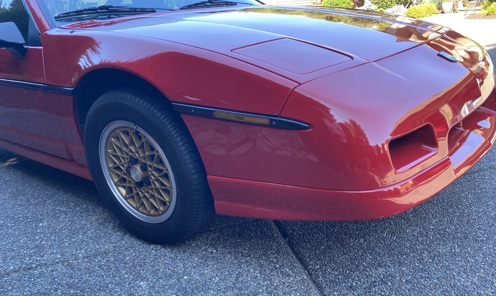 Pontiac-Fiero-1988-3