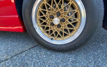 Pontiac-Fiero-1988-9