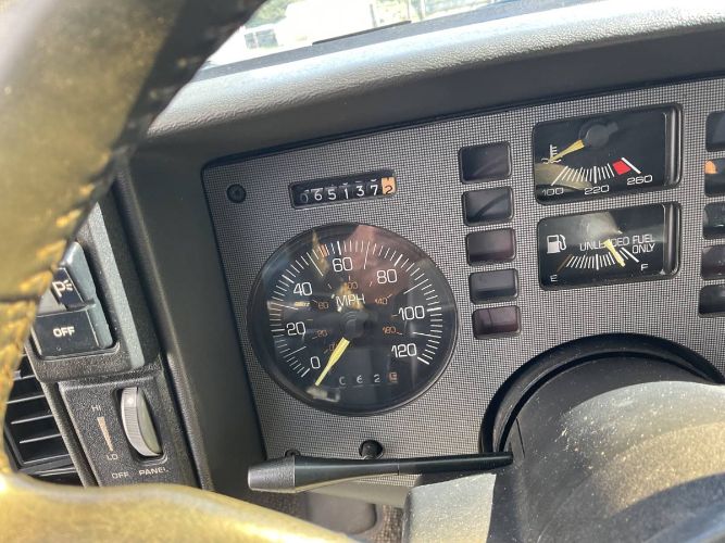 Pontiac-Fiero-1988-Black-15