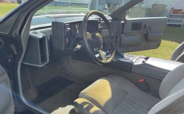 Pontiac-Fiero-1988-Black-16