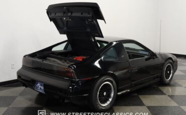 Pontiac-Fiero-1988-Black-Gray-11