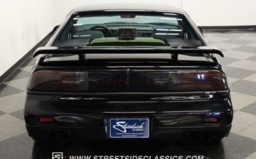 Pontiac-Fiero-1988-Black-Gray-18