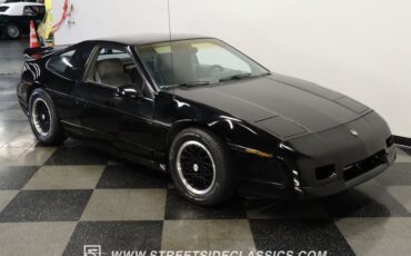 Pontiac-Fiero-1988-Black-Gray-22