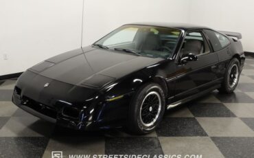 Pontiac-Fiero-1988-Black-Gray-26