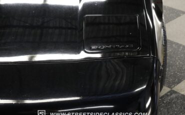 Pontiac-Fiero-1988-Black-Gray-28