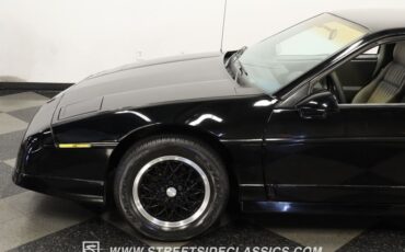 Pontiac-Fiero-1988-Black-Gray-31