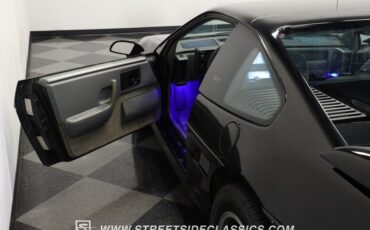 Pontiac-Fiero-1988-Black-Gray-41