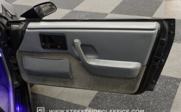 Pontiac-Fiero-1988-Black-Gray-9
