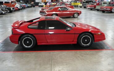 Pontiac-Fiero-1988-Coupe-15