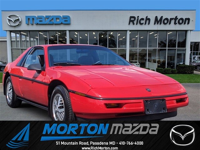 Pontiac-Fiero-1988-Coupe