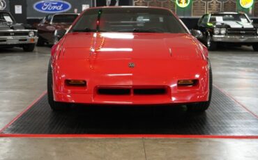 Pontiac-Fiero-1988-Coupe-25